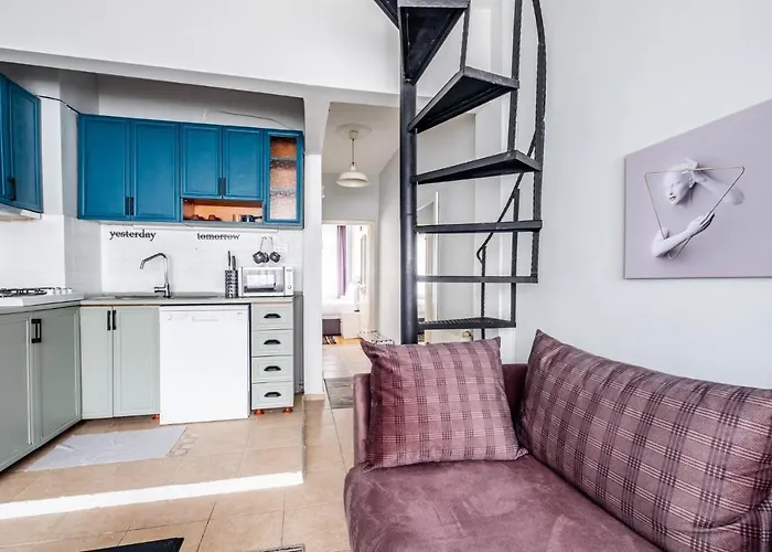 Apartment Sleek Flat With Excellent View In Cihangir Istanbul