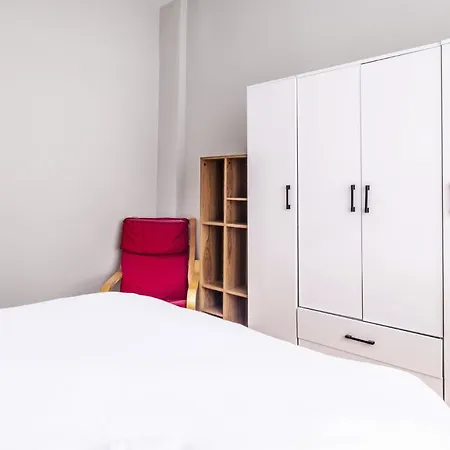 Lägenhet Sleek Flat With Excellent View In Cihangir *